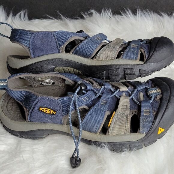 KEEN Men\'s Newport Outdoor Water Shoes Size 7‎
